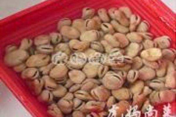 辣味五香豆的做法图解1