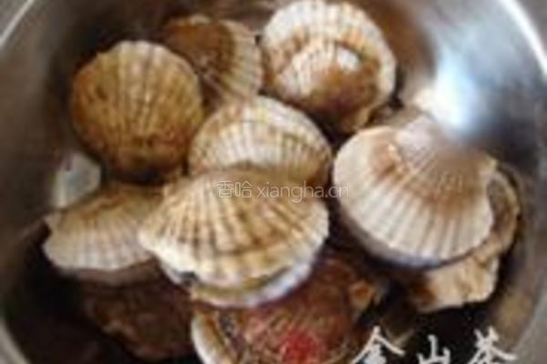 鱼香浇汁扇贝的做法图解1