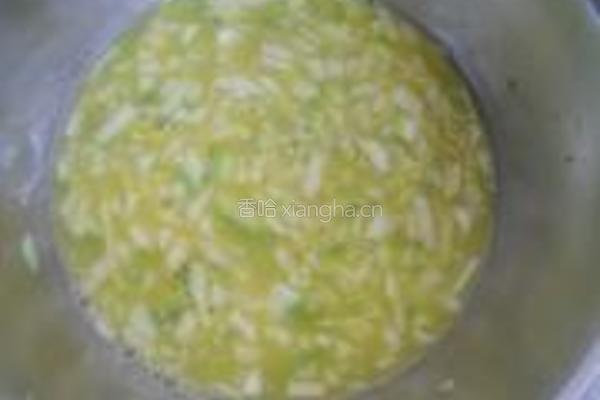 笋瓜鸡蛋煎饼的做法图解3