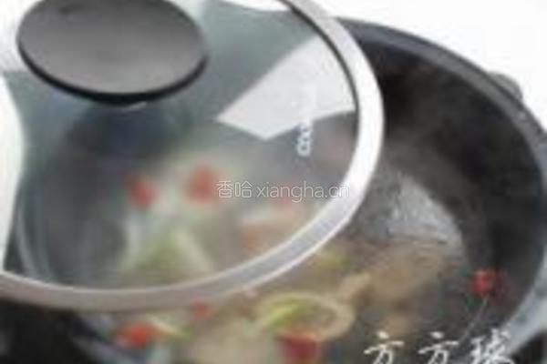 菌菇牛髓汤的做法图解2