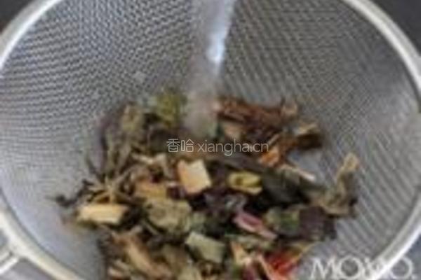 强力薄荷牛奶饮的做法图解2