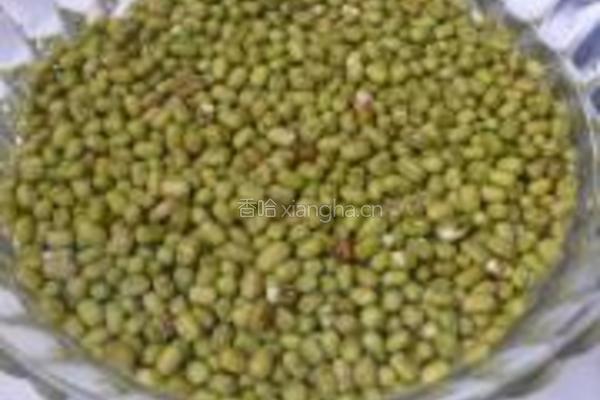 绿豆菊花饮的做法图解1