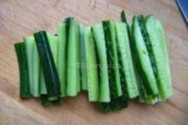 芝麻酱黄瓜条的做法图解1