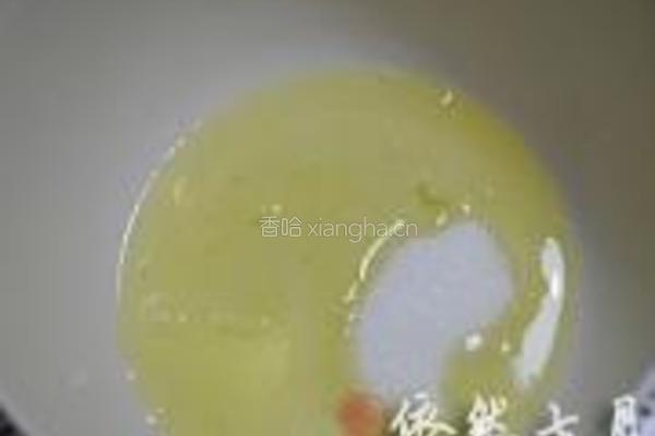 玫瑰果冻荔枝慕斯的做法图解3