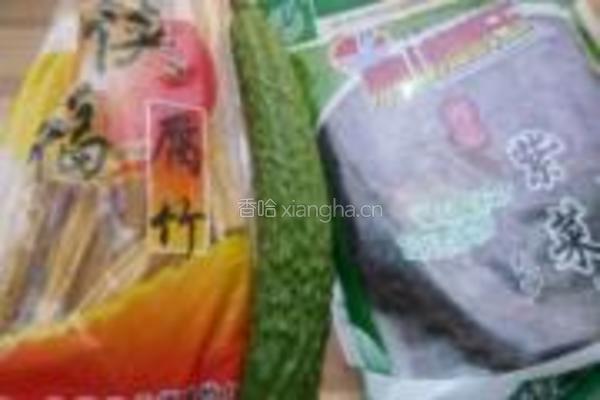 紫菜黄瓜腐竹汤的做法图解1