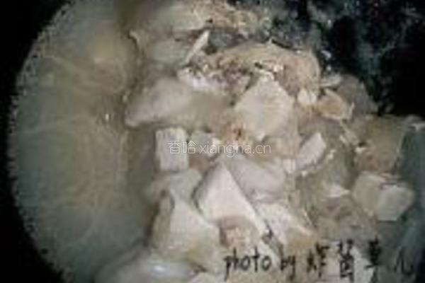 鱼鳔鱼头豆腐汤的做法图解8