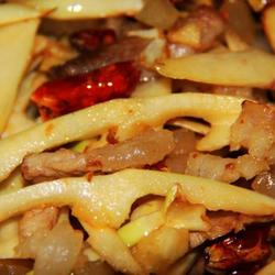 鲜竹笋炒肉丝的做法[图]