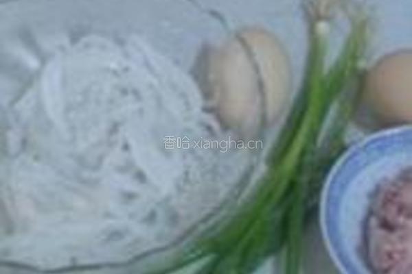 肉末银鱼蒸蛋羹的做法图解1
