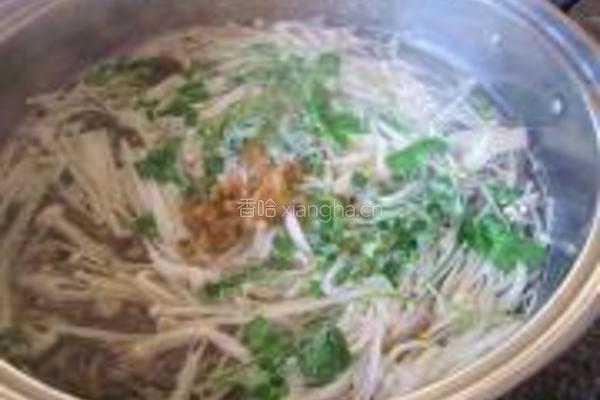 金针菇荞麦面的做法图解5