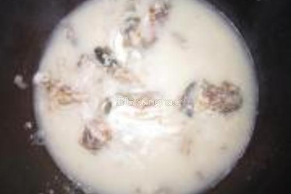 娃娃菜豆腐鱼头汤的做法图解3