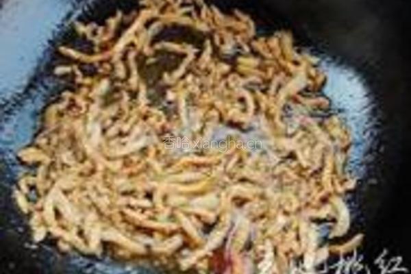 黄豆芽炒粉条的做法图解6