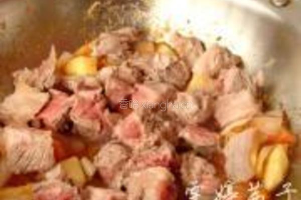 番茄土豆烩牛眼肉的做法图解8
