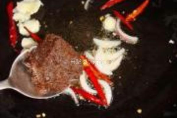 啤酒酱焖小黄鱼的做法图解4