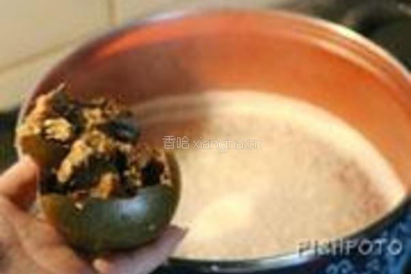 罗汉果燕麦瘦肉粥的做法图解5