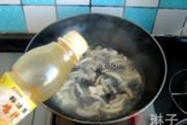 菌菇豆腐汤的做法图解8