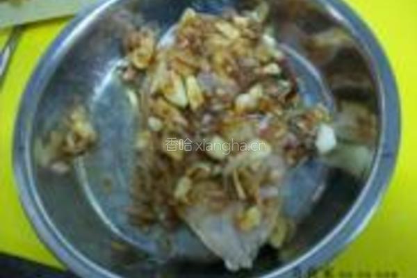沙茶酱蒸马鲛鱼的做法图解6