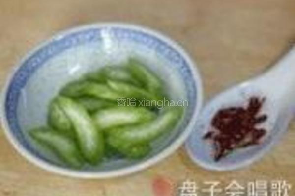 凉拌黑白木耳的做法图解3