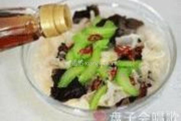 凉拌黑白木耳的做法图解8