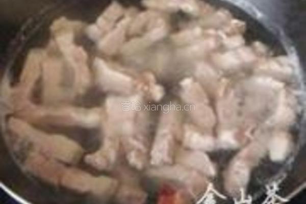 笋菇红烧肉的做法图解1