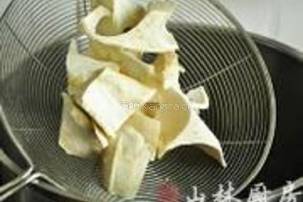 榴莲壳排骨汤的做法图解5