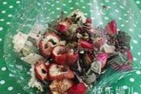 玫瑰荷叶减脂茶的做法图解2