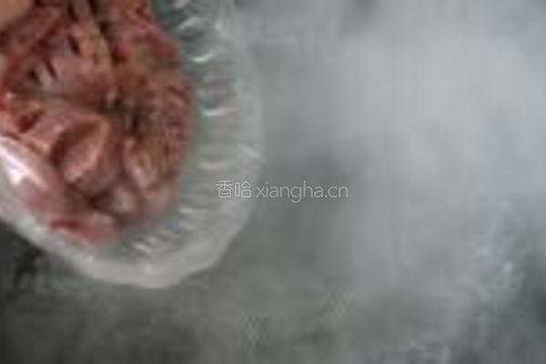 胡萝卜炒腰花的做法图解3