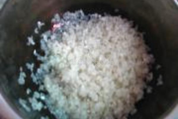 四季豆粥的做法图解2