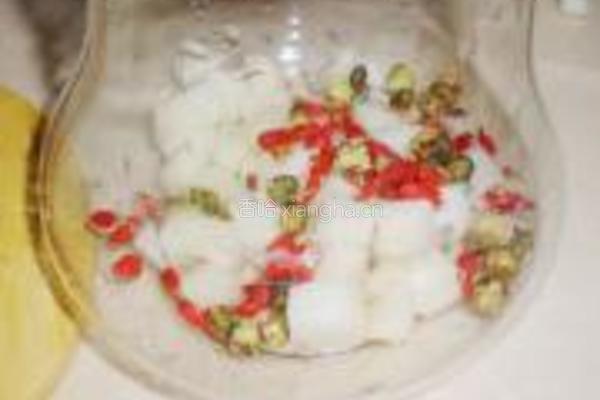 菊花水果茶的做法图解3