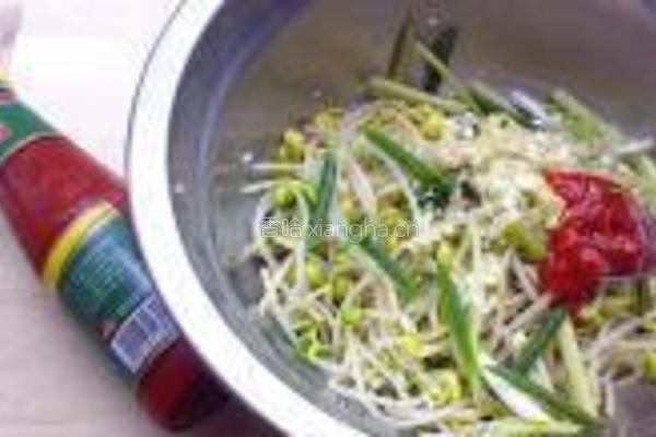 凉拌黄豆芽的做法图解5