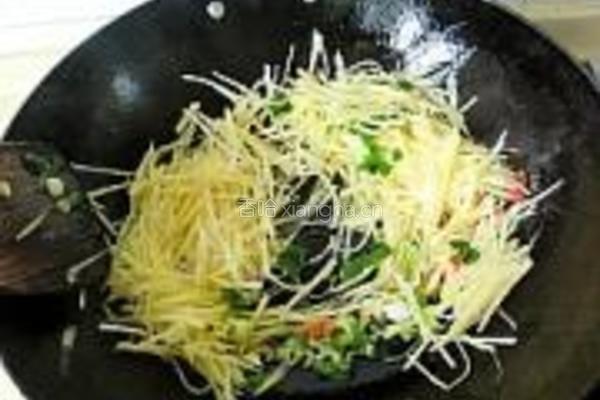 酸辣洋葱土豆丝的做法图解5