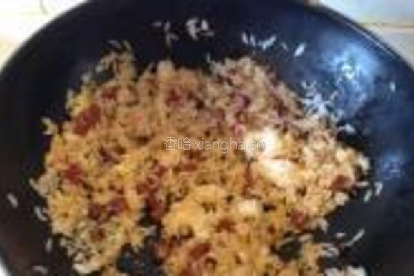 菇香酱油炒饭的做法图解3