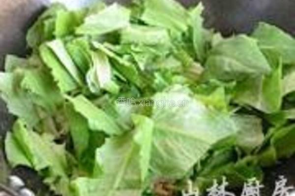 豆豉鲮鱼油麦菜的做法图解3