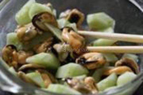 冰爽黄瓜拌淡菜的做法图解4