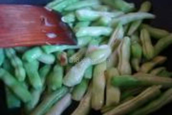 芸豆土豆红烧肉的做法图解3