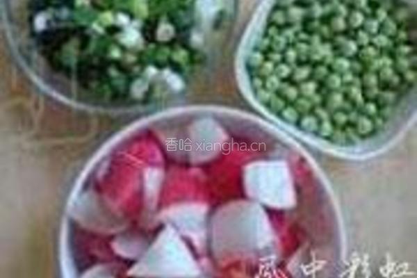 青蒜水萝卜的做法图解1