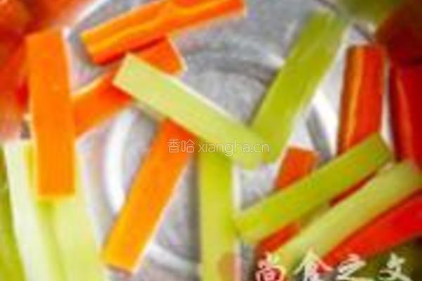 鱿鱼蔬菜卷的做法图解6