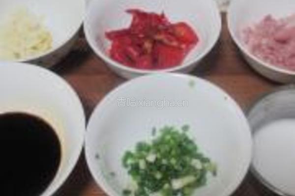 鱼香豆腐的做法图解1
