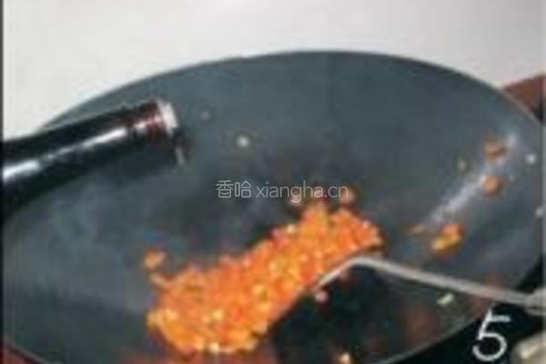 胡萝卜丁蛋炒饭的做法图解5