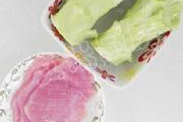豉香里脊炒西兰花梗的做法图解1