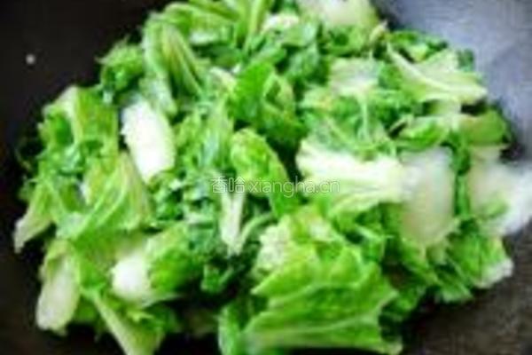 白菜烧板栗的做法图解4
