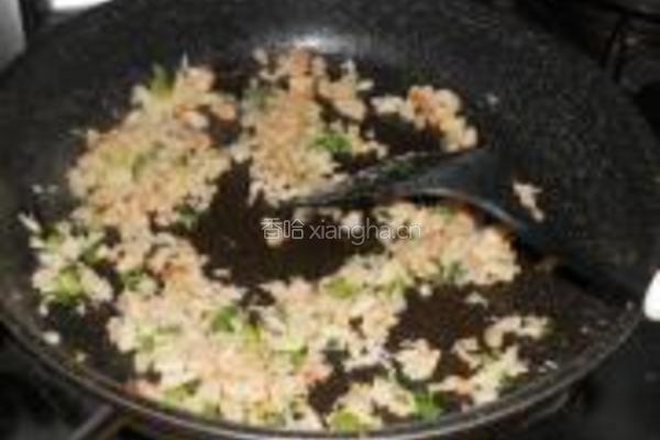 蟹肉炒饭的做法图解8