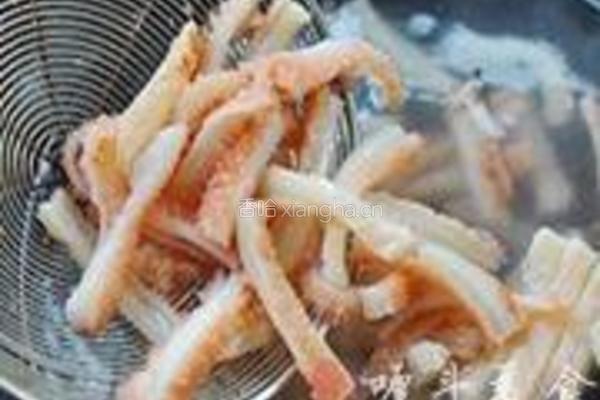 蒜苔炒牛肚的做法图解2