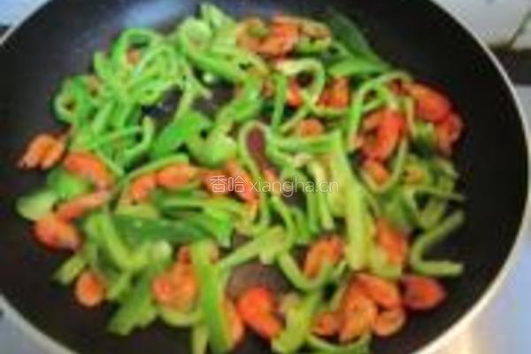 菜椒炒虾米的做法图解5