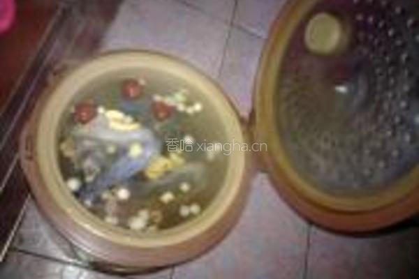 北芪西洋参乌鸡汤的做法图解3