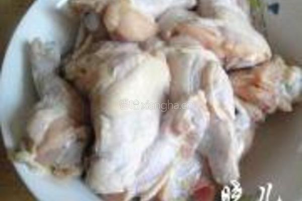 耗油啤酒鸡翅根的做法图解1