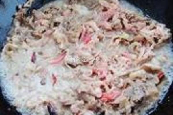 金针菇炒羊肉卷的做法图解3