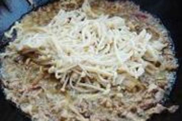 金针菇炒羊肉卷的做法图解4