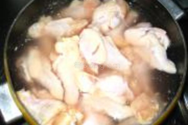 啤酒鸡翅根的做法图解1