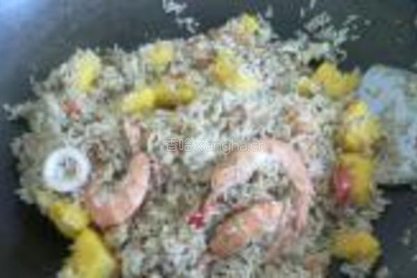 泰式黄梨炒饭的做法图解6