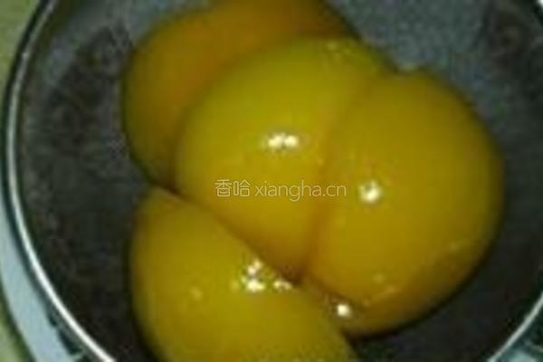 黄桃翻转蛋糕的做法图解2